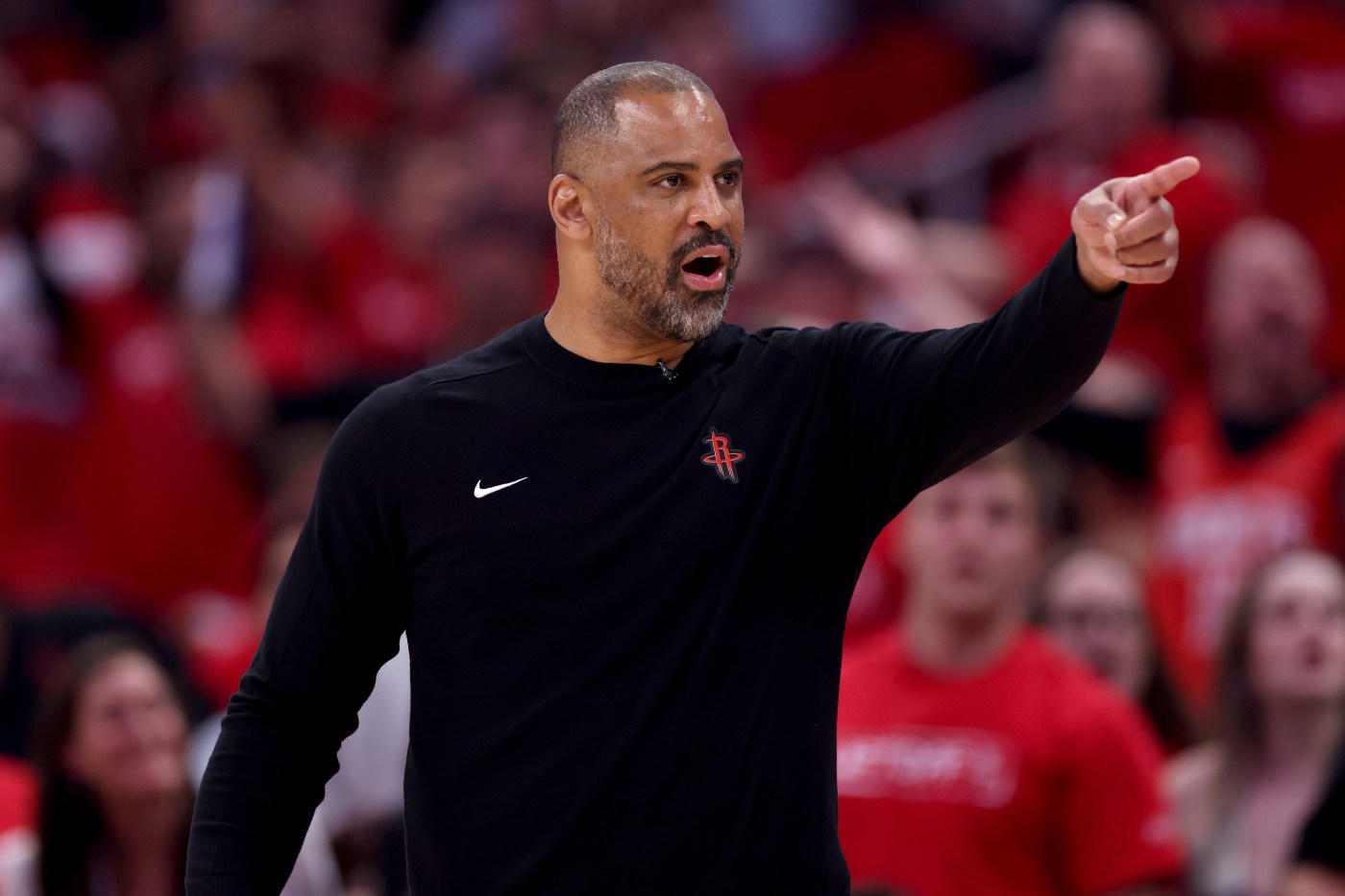 Around San Francisco, Rockets coach has ‘pleasant’ talks with Warriors fans: ‘You’re not as brave in person’