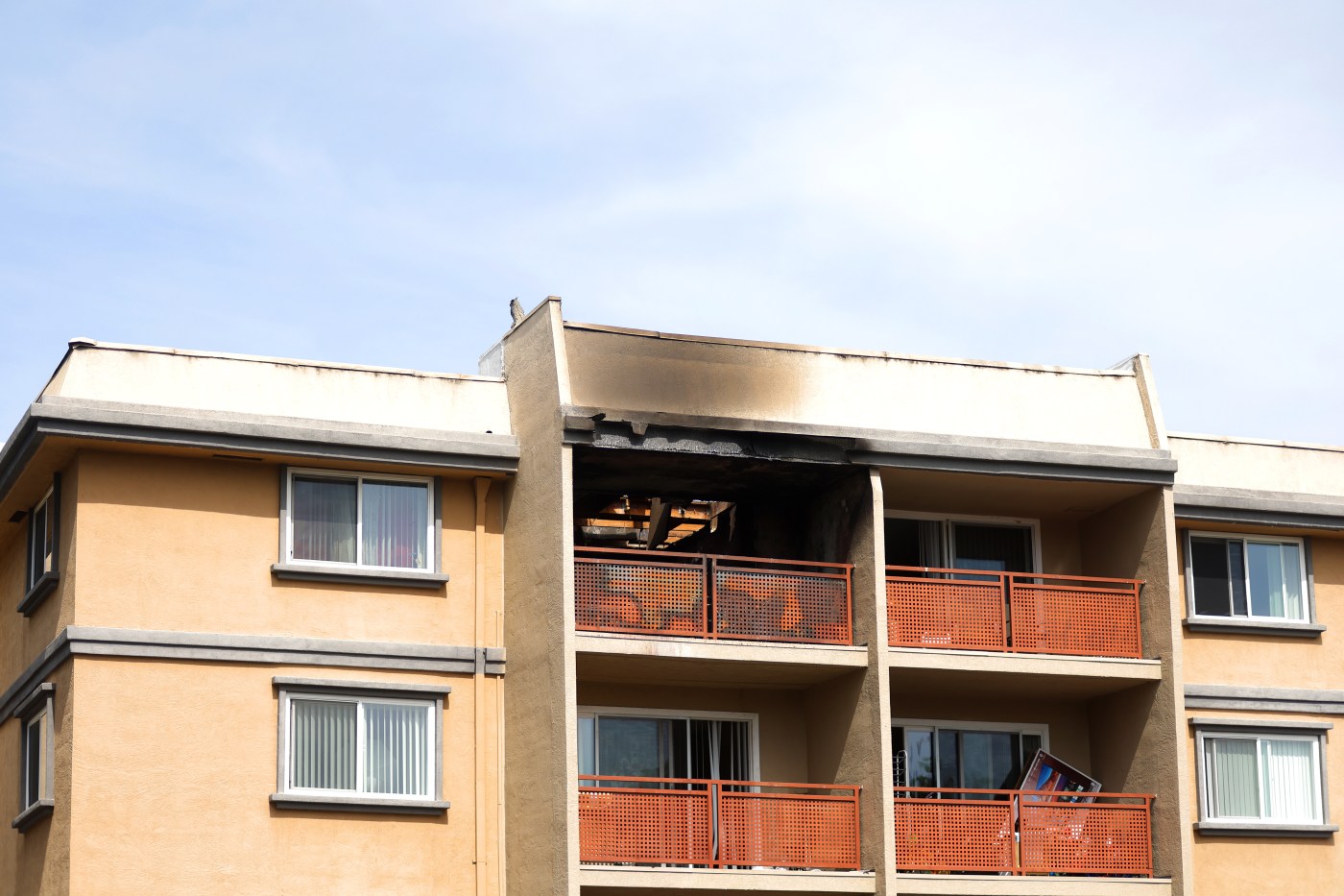 Second person succumbs to injuries from Fremont apartment fire