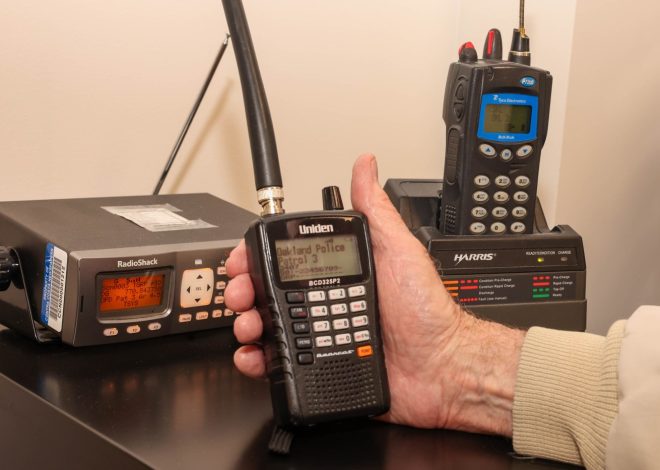 Oakland police to cut off public from live radio feeds, hiding communications from airwaves
