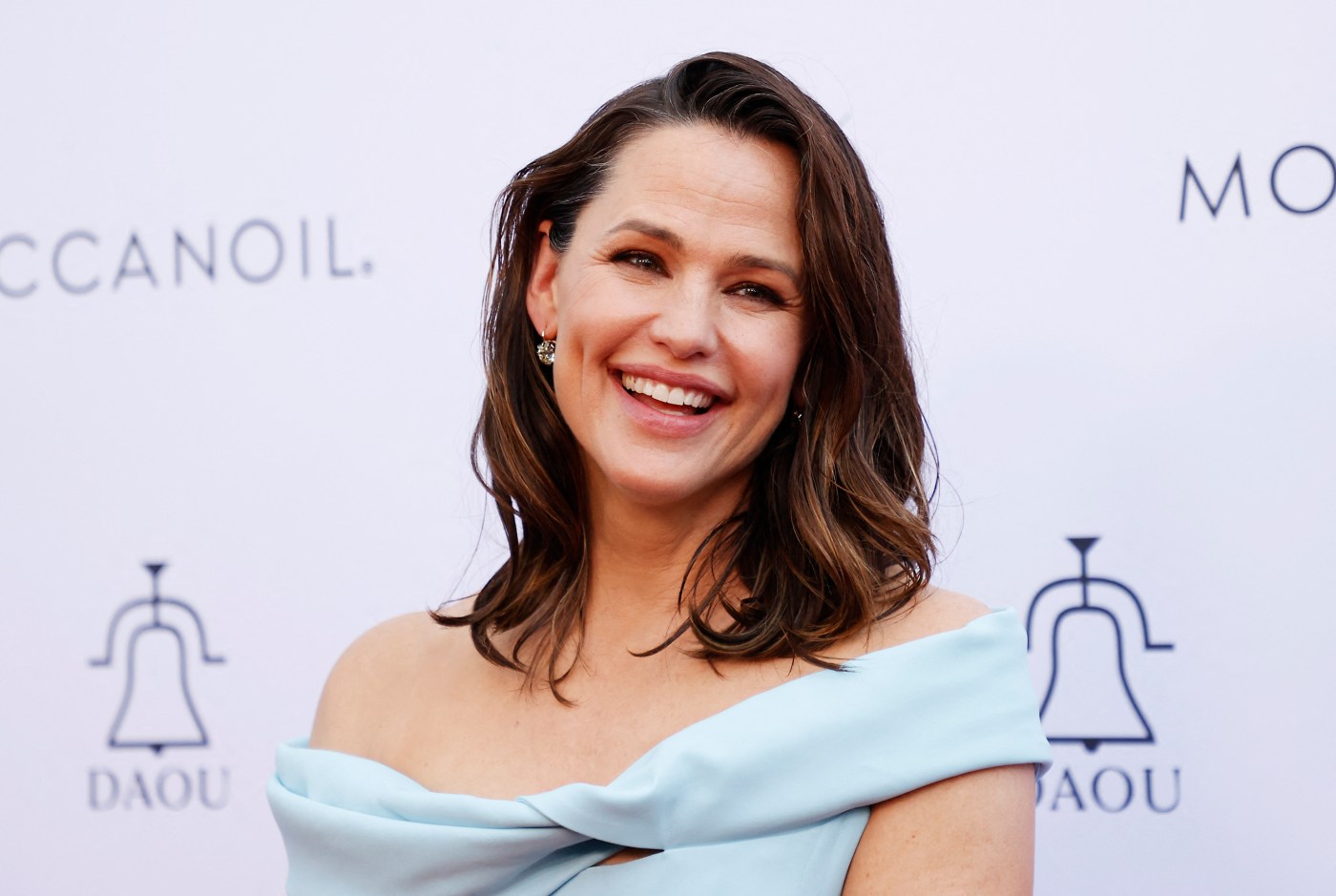 Horoscopes April 17, 2025: Jennifer Garner, make your presence felt this year