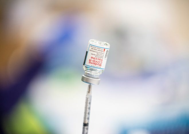 CDC advisory group considers narrowing COVID vaccine recommendations
