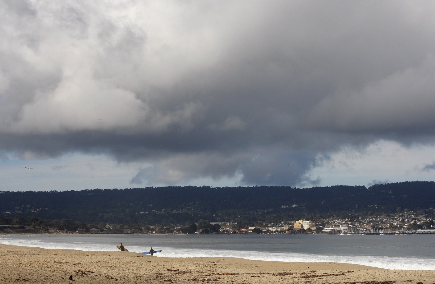 For most of Bay Area, light April showers will mark month’s final weekend