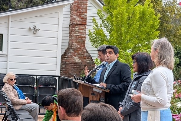 Saratoga celebrates Arbor Day with Blenheim apricot tree planting