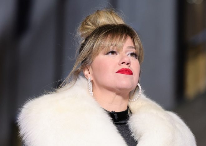 Horoscopes April 24, 2025: Kelly Clarkson, own the floor and command attention