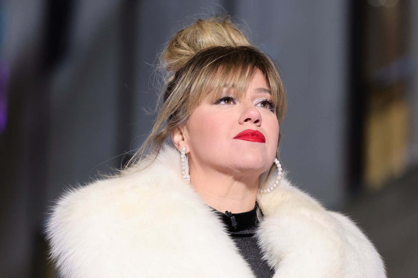 Horoscopes April 24, 2025: Kelly Clarkson, own the floor and command attention