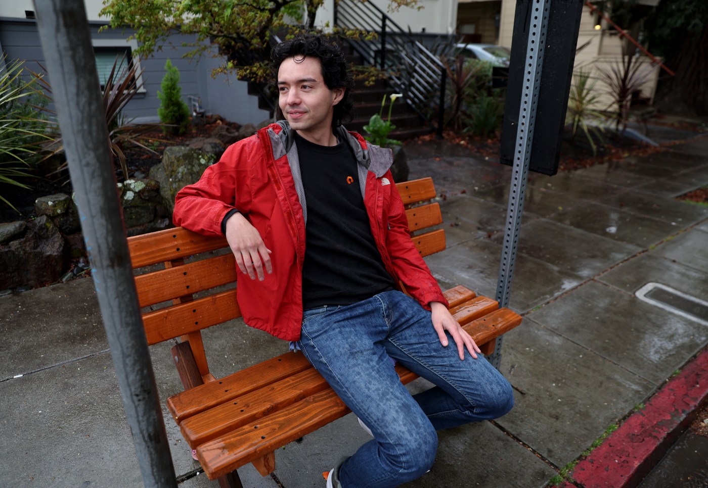 Bay Area transit fans organizing volunteer department for installing bus benches