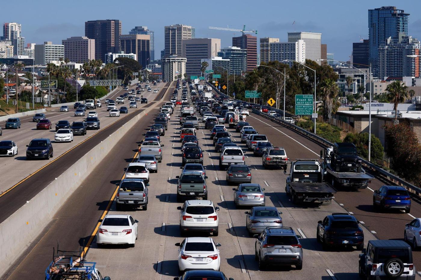 Supreme Court signals it will let fuel producers sue over California emission standards