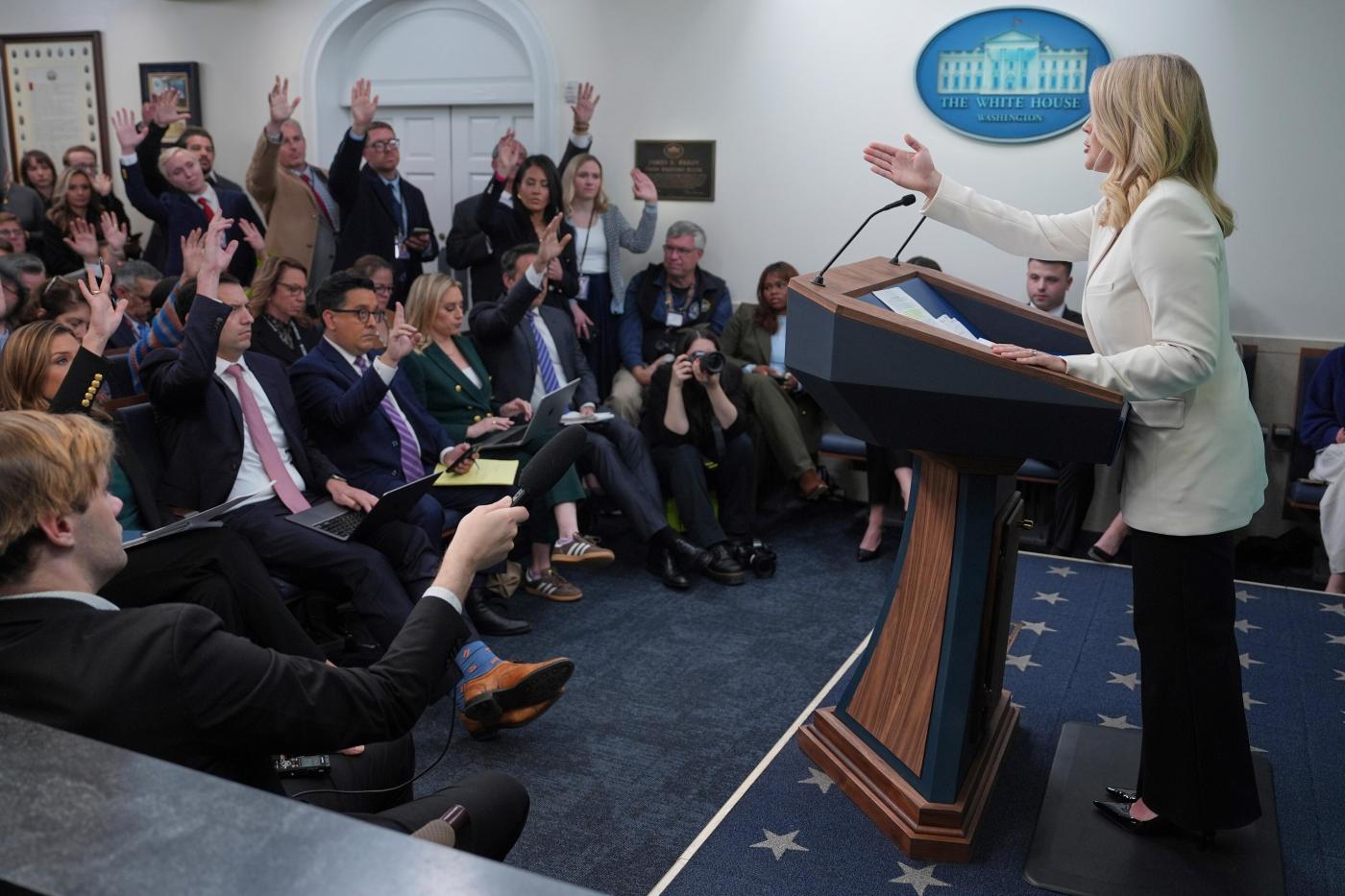 AP wins reinstatement to White House events after judge rules government can’t bar its journalists