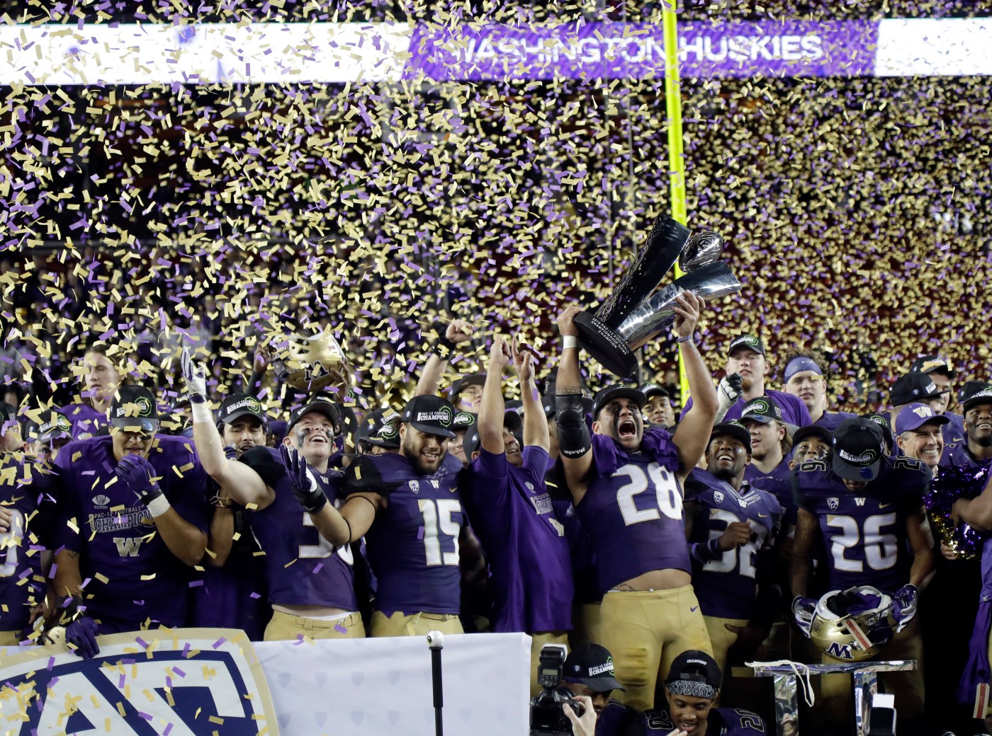 CFB recruiting: Washington swipes five-star from Oregon, Brigham Young cleans up, Stanford shows life and ASU readies to pounce