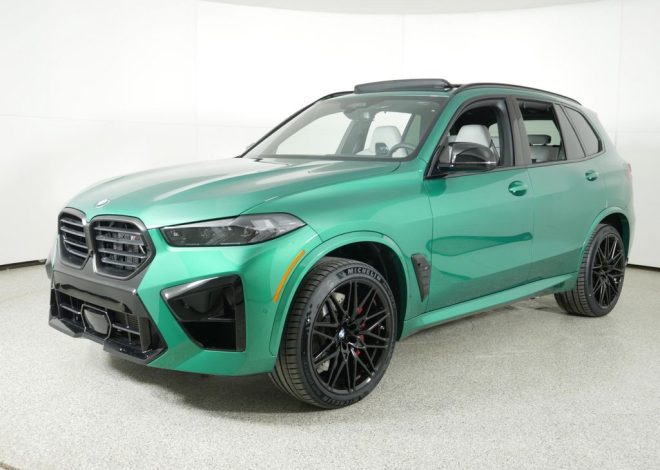The 2025 BMW X5 M Competition SUV