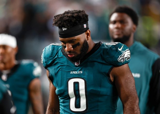 Report: 49ers trading for Eagles pass rusher Bryce Huff to reunite with Robert Saleh