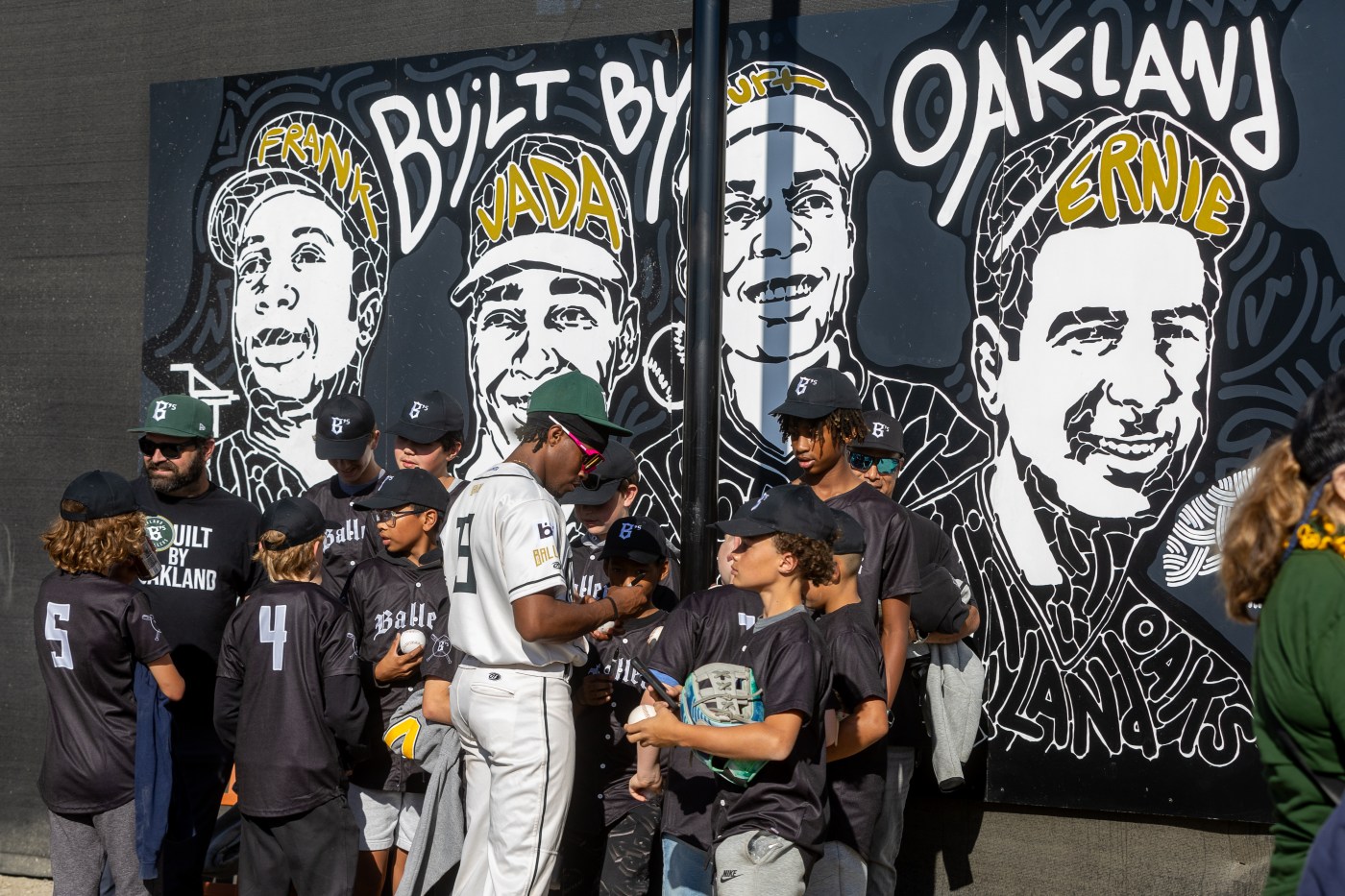 After up-and-down year, can Oakland’s last pro baseball team make it work?