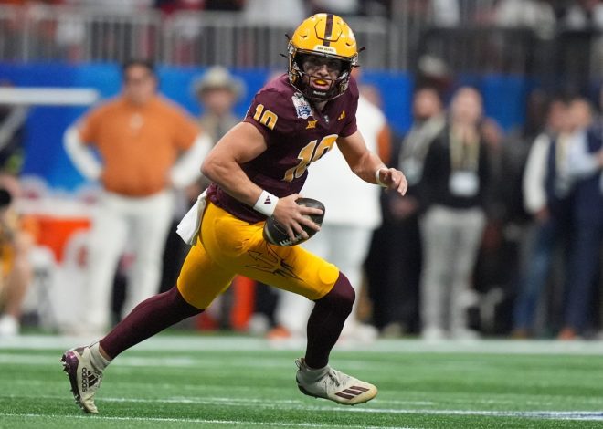 This week in the West: CFP tweaks benefit Big Ten and SEC, Pac-12 mediation continues, Trump commission on hold