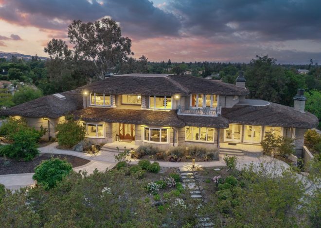 Magnificent 360° View Estate Crafted for Modern Living