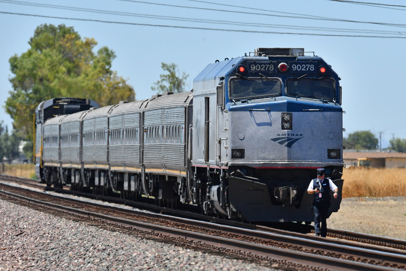 Man accused of stabbing two people on Bay Area-bound Amtrak train deemed incompetent to stand trial