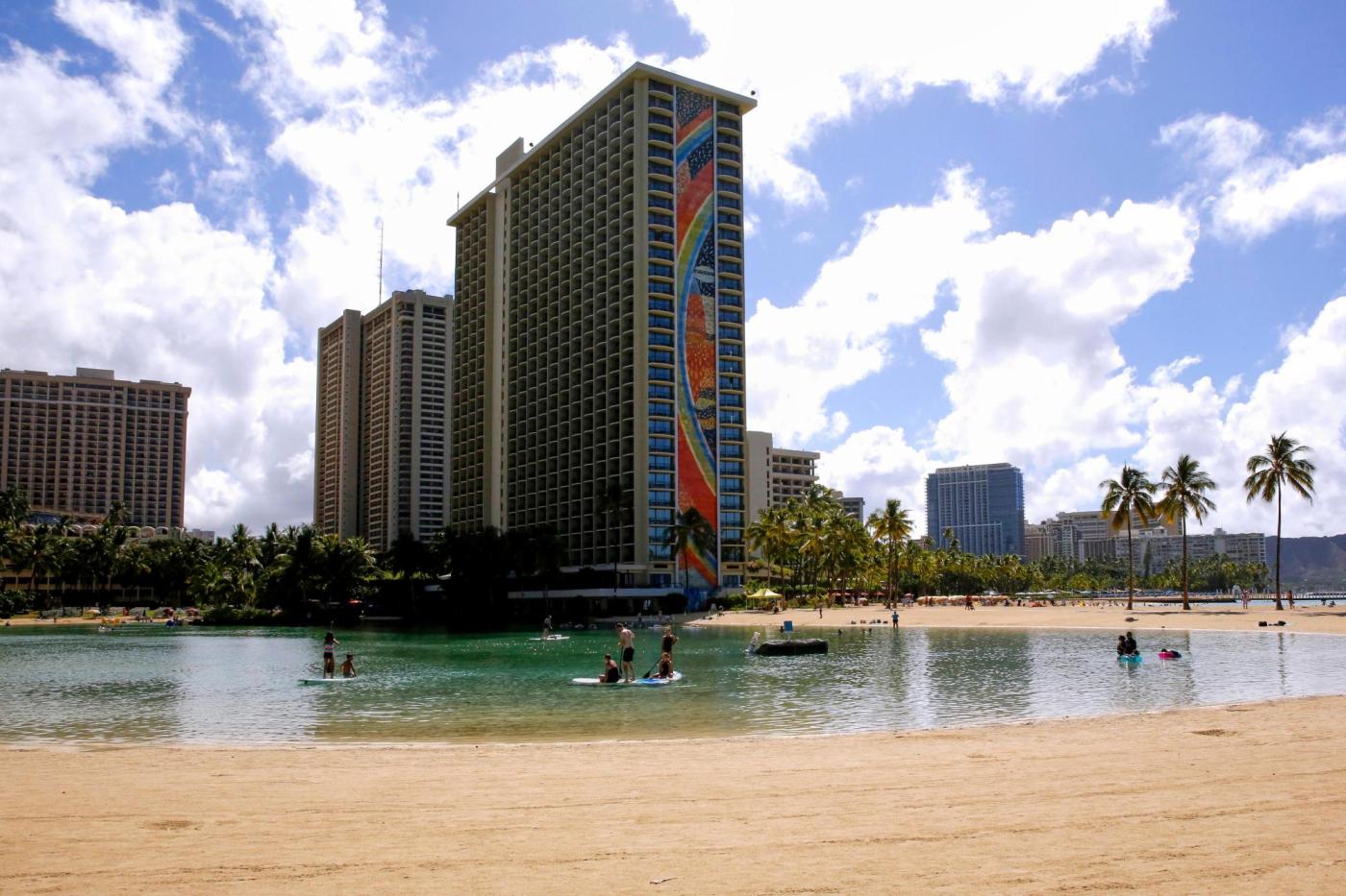 Hawaii’s governor signs new hotel tax legislation to help cope with climate change