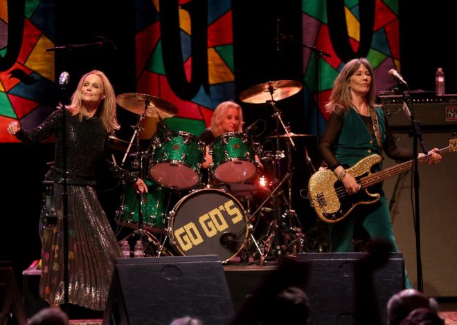 Review: The Go-Go’s keep reunion party going with fun concert