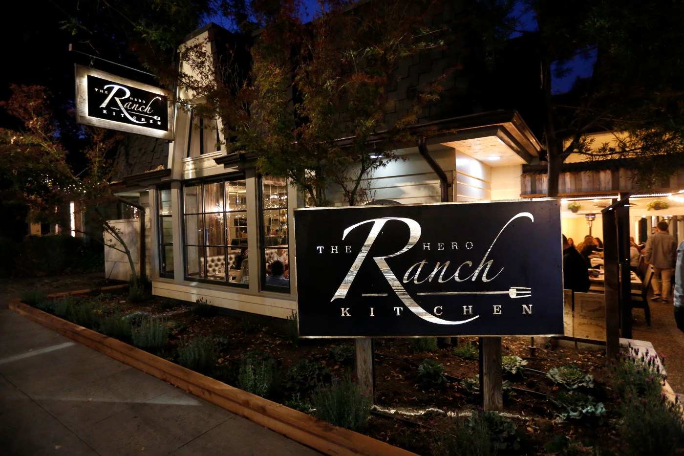 Sidewalk expansion for outdoor dining approved for two Saratoga restaurants