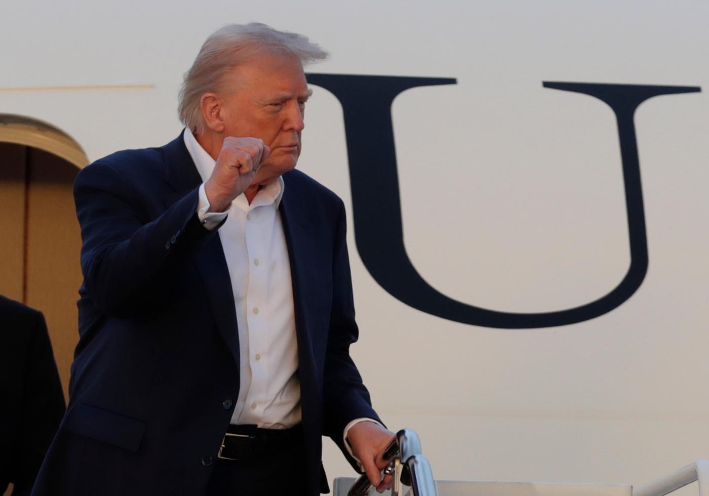 Trump administration says it’ll pay immigrants in the US illegally $1,000 to leave the country