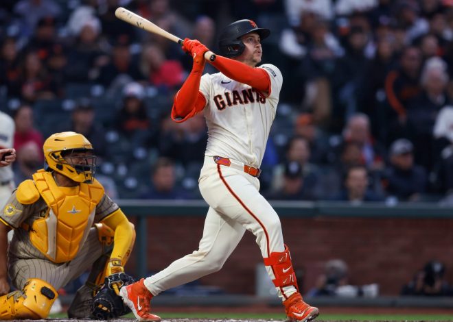SF Giants’ Bailey joins Chapman on injured list with neck strain