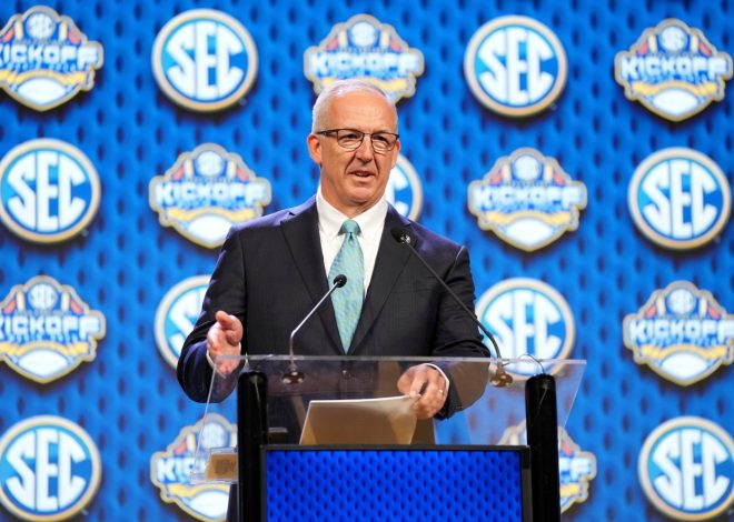 Mailbag: The SEC and Big Ten breakaway (bluff?), CFP committee distrust, Pac-12 media rights,  Memphis and UNLV and loads more