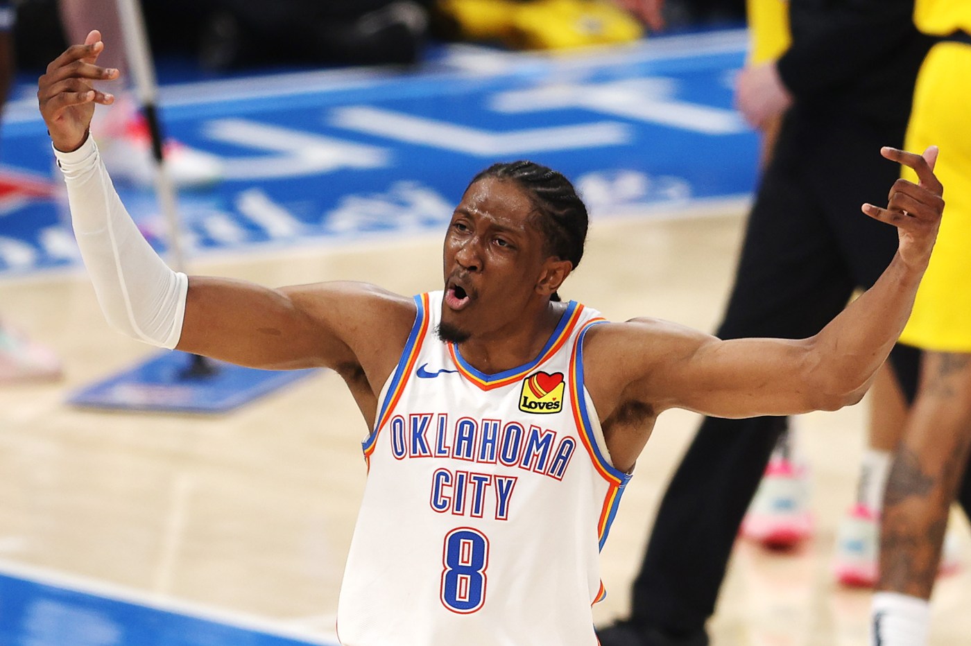 Santa Clara alum’s huge night puts Thunder on verge of NBA championship