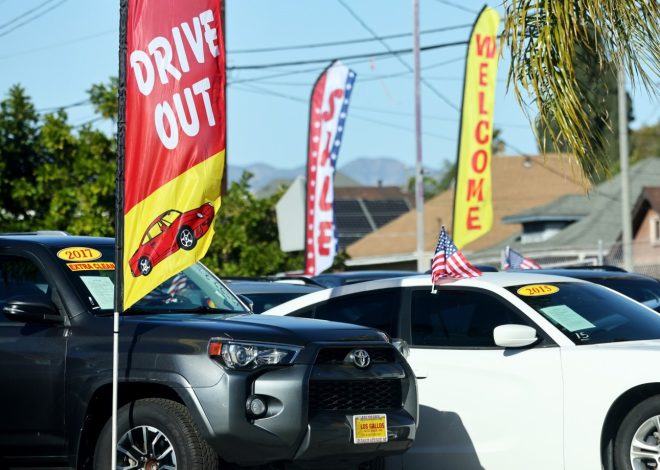 Auto tariffs seen hiking car prices by nearly $2,000 per vehicle