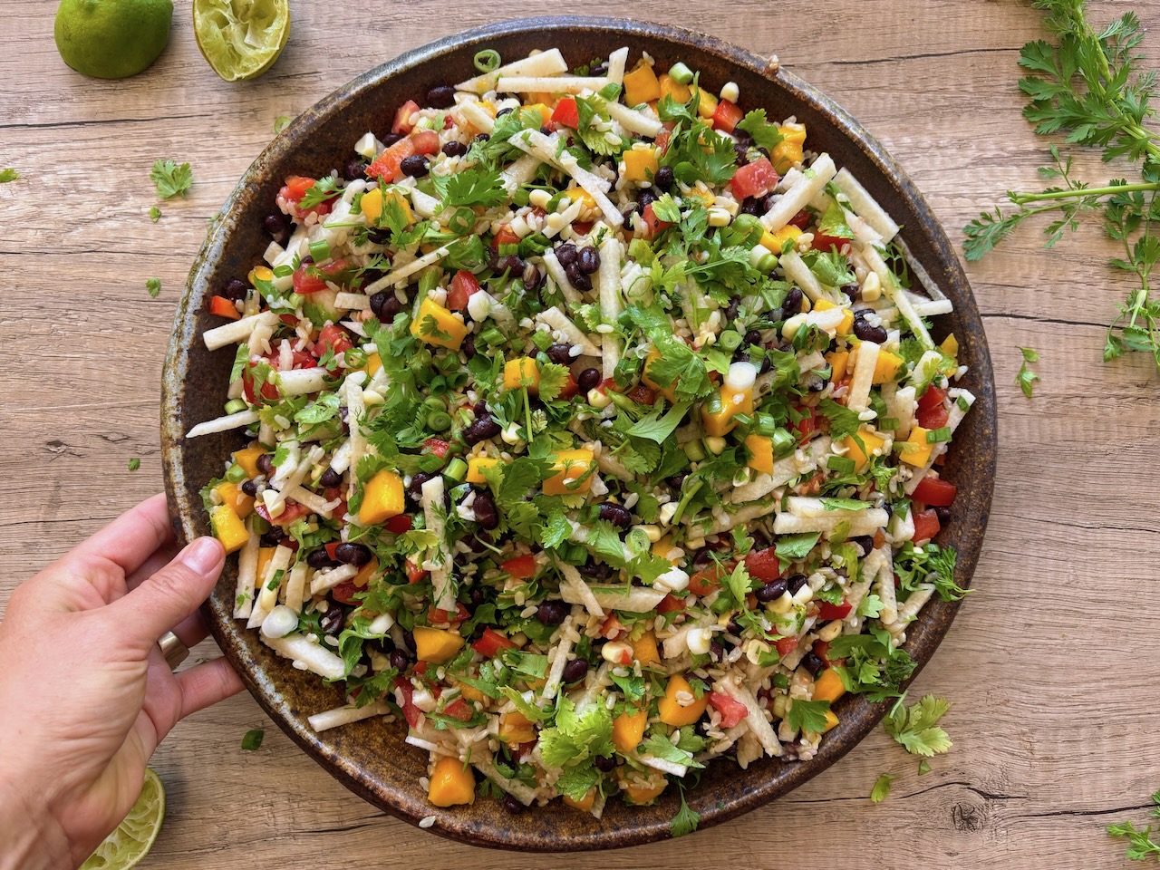 Recipe: Rice salad with beans, mango and jicama