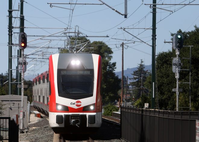 Caltrain to increase base fare by 25 cents