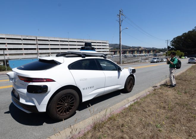 Waymo expands driverless service on Peninsula