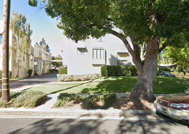 Sale closed in Palo Alto: $1.9 million for a condominium
