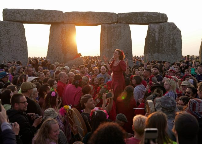 When is the summer solstice in 2025, and what does it mean?