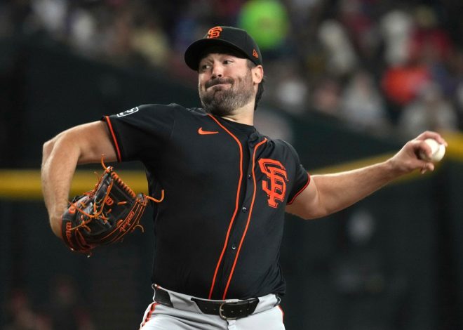 Ray throws second career complete game as SF Giants split series