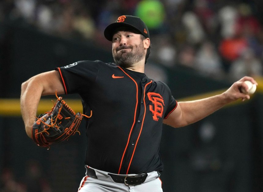 Ray throws second career complete game as SF Giants split series