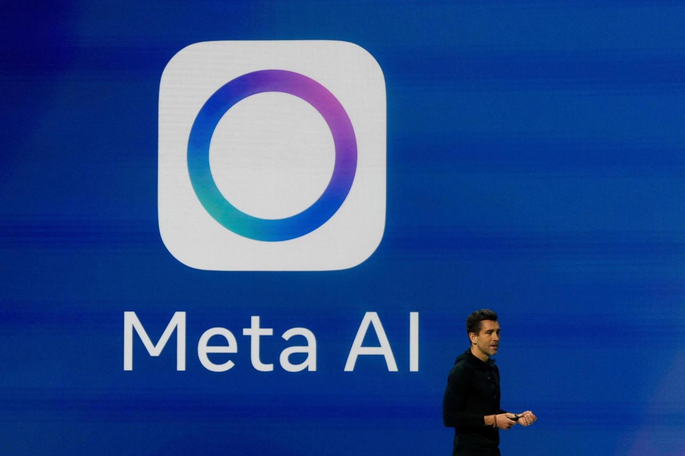Apple loses top AI models executive to Mark Zuckerberg’s hiring spree