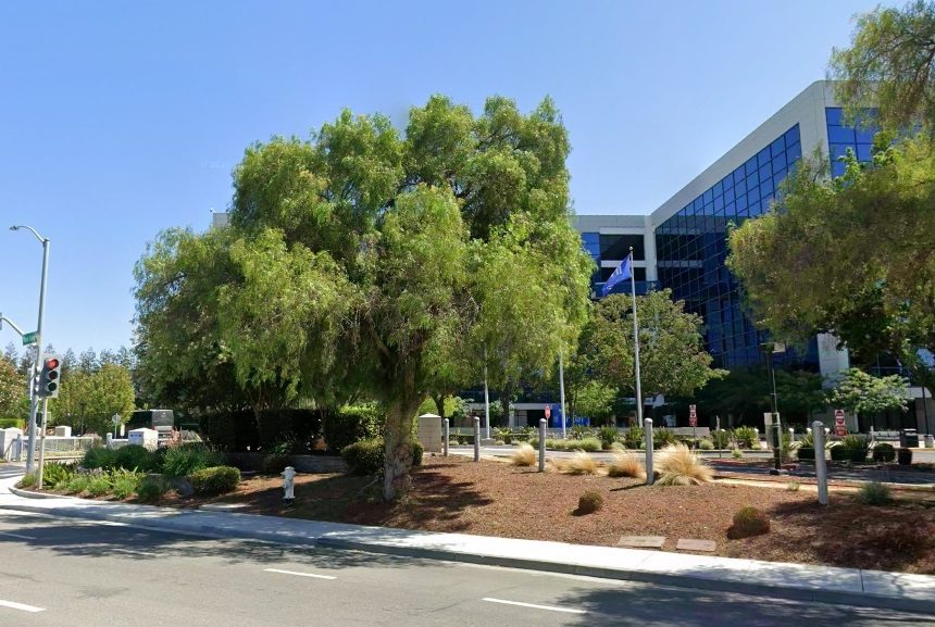 Intel eyes hundreds more Bay Area job cuts as tech layoffs worsen
