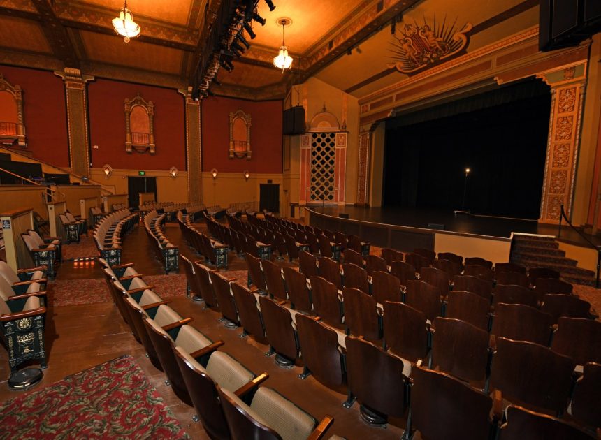 El Campanil Theatre in Antioch at risk of closure without more funding, board president says